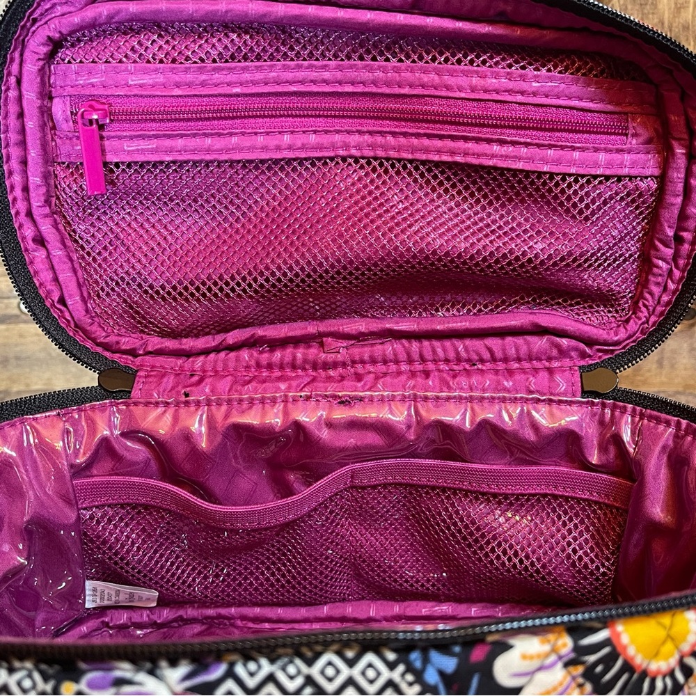 Vera Bradley Kauai Floral Train Case Cosmetic Travel Bag NWT New - Picture 10 of 13